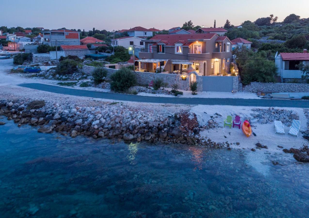 Villa Insula Ventum Traù Esterno foto